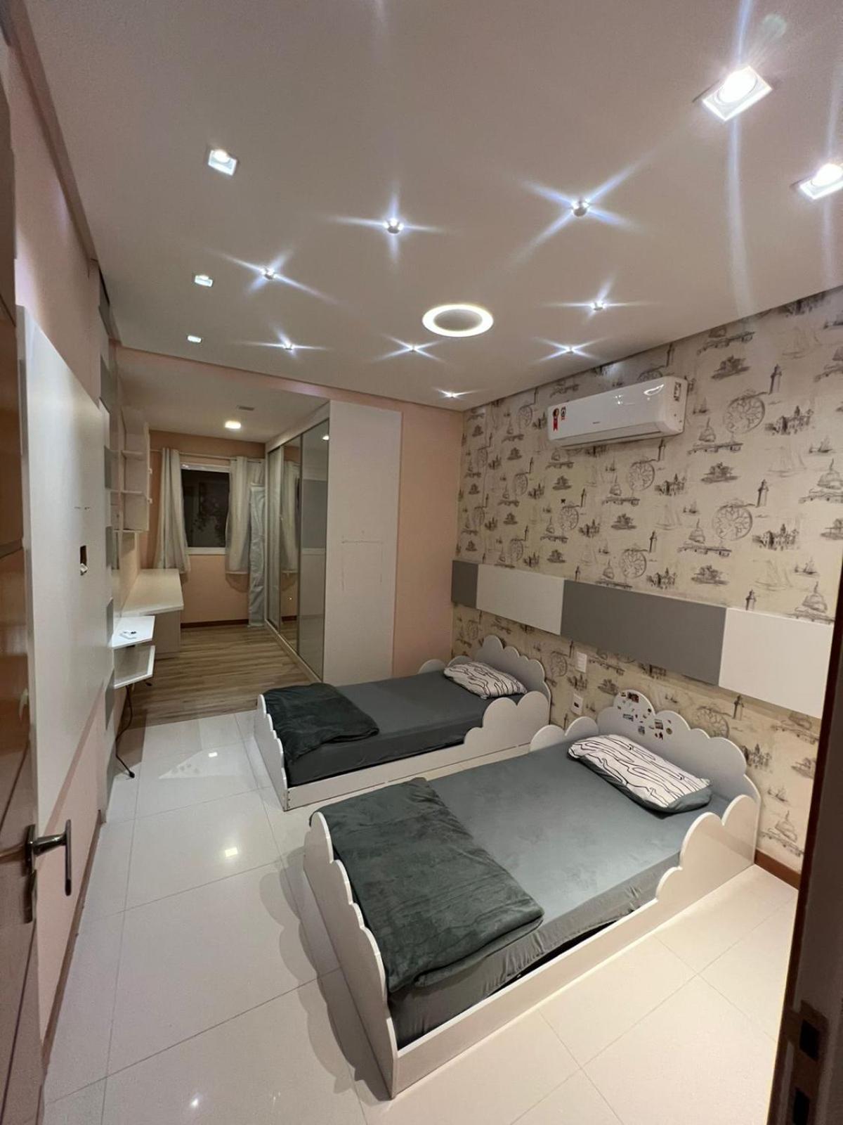 גוארפארי Apt 3Q Luxo Com Ar E Jacuzzi Na Beira Mar מראה חיצוני תמונה